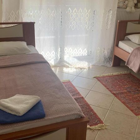 ניאה מודאניה Anna-Apartment מראה חיצוני תמונה