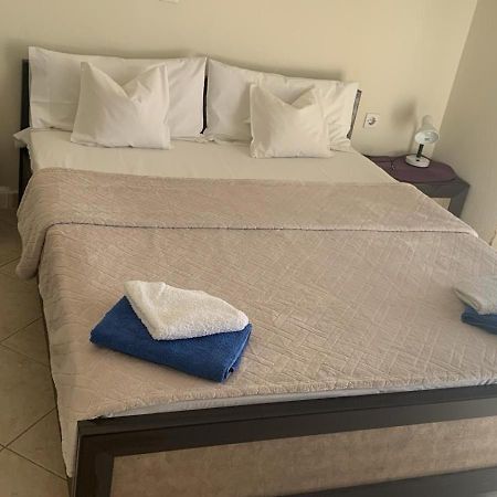 ניאה מודאניה Anna-Apartment מראה חיצוני תמונה